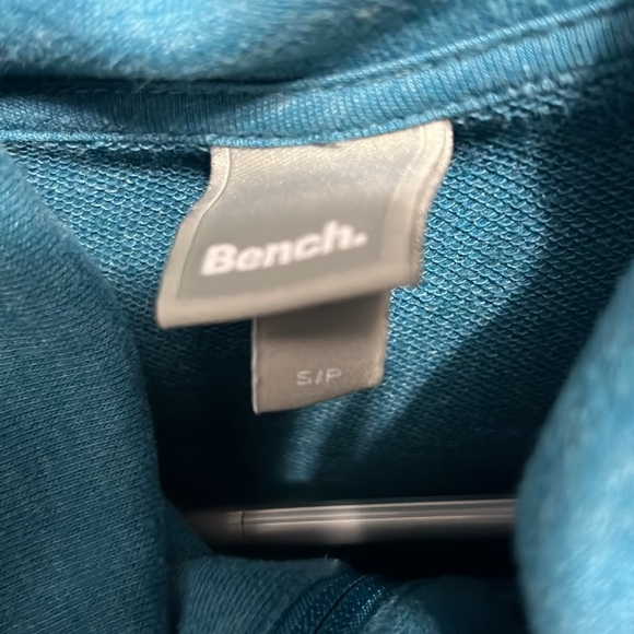 Woman’s bench zip up S - Picture 3 of 5